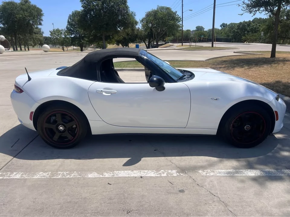 2016 Mazda ND MX-5 Miata - Image 5 of 11