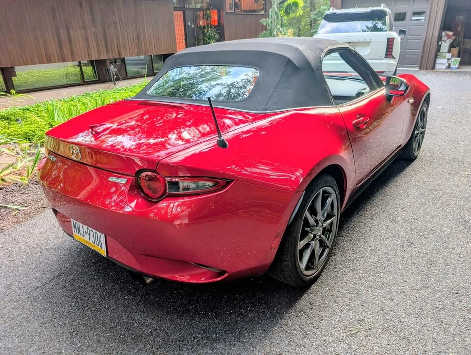 2016 Mazda ND MX-5 Miata - Image 5 of 12