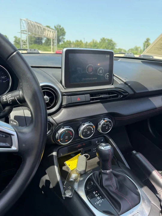 2016 Mazda ND MX-5 Miata - Image 15 of 17