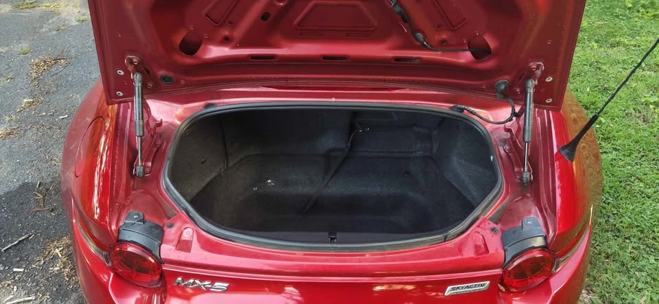 2016 Mazda ND MX-5 Miata - Image 9 of 14