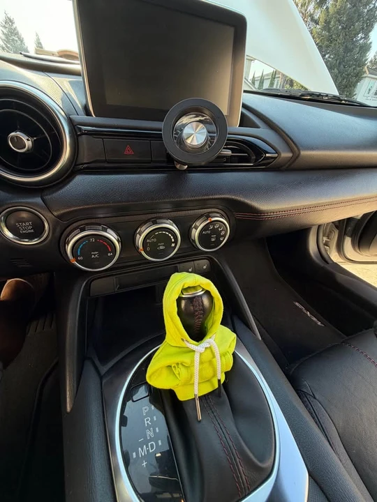 2016 Mazda ND MX-5 Miata - Image 11 of 15