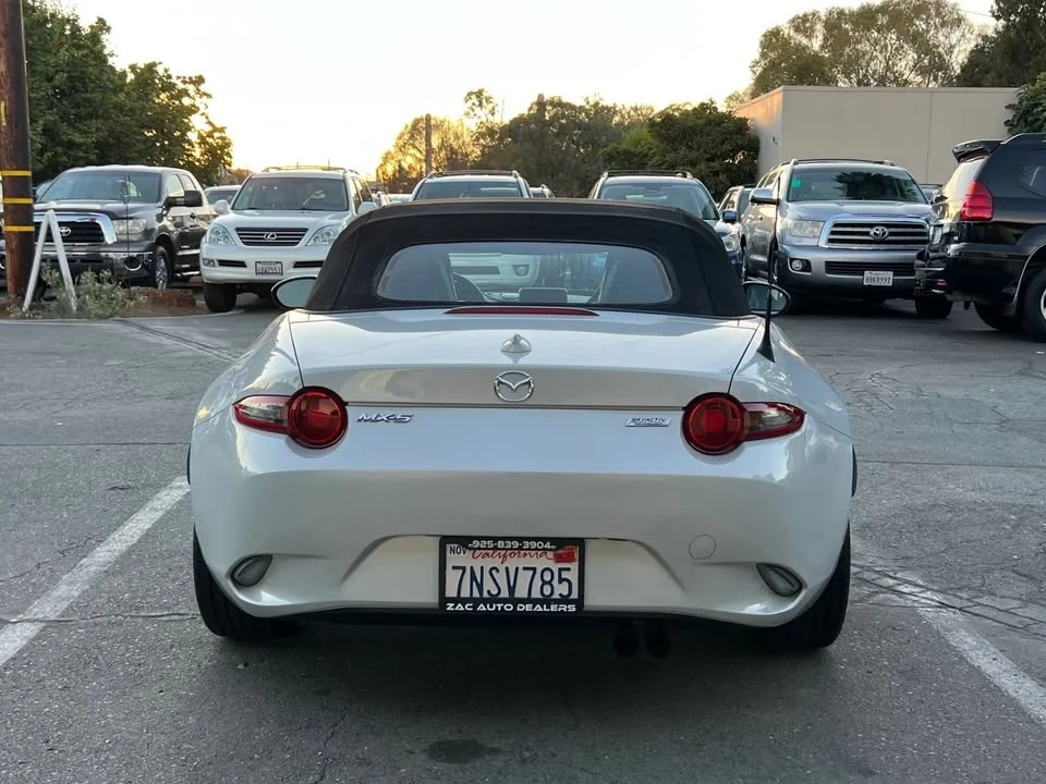 2016 Mazda ND MX-5 Miata - Image 4 of 18