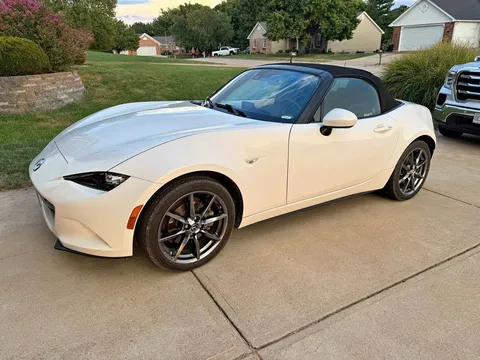 2016 Mazda MX-5 Grand Touring Convertible 2D