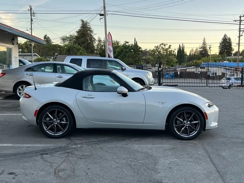 2016 Mazda ND MX-5 Miata - Image 6 of 18