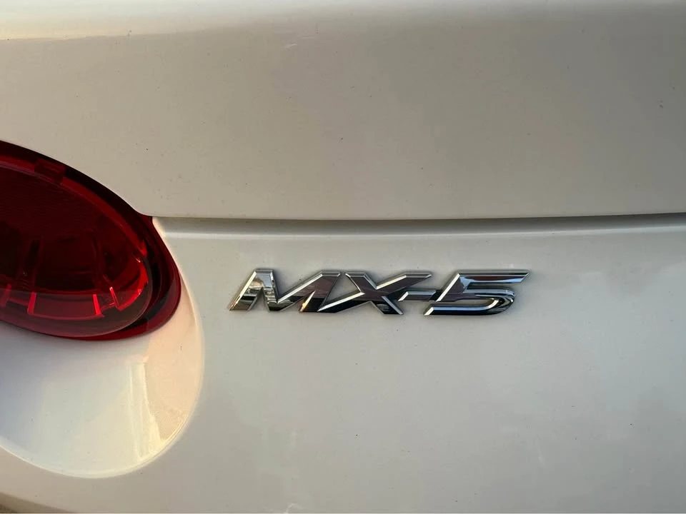 2016 Mazda ND MX-5 Miata - Image 5 of 15