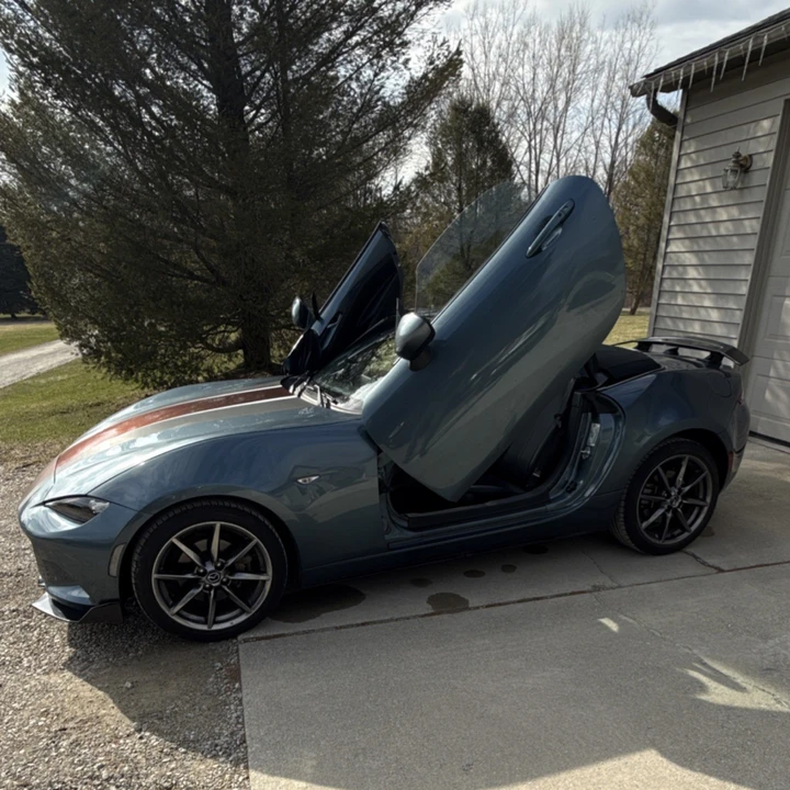 2016 Mazda ND MX-5 Miata - Image 2 of 13