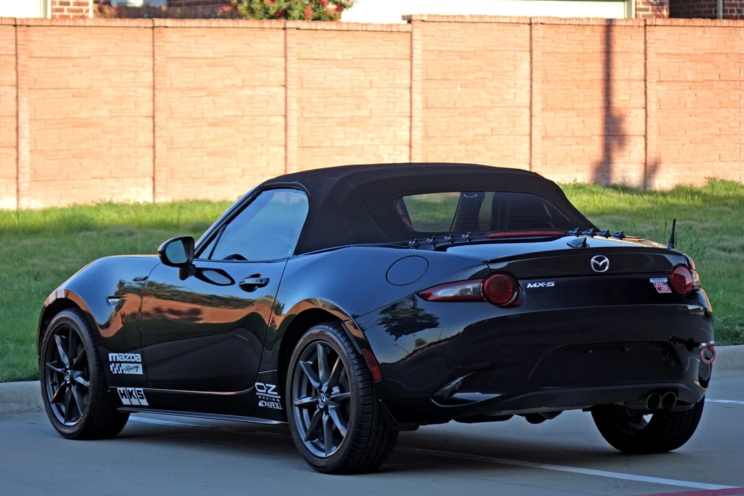 2016 Mazda ND MX-5 Miata - Image 9 of 31