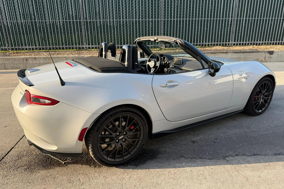 2016 Mazda ND MX-5 Miata - Image 4 of 31