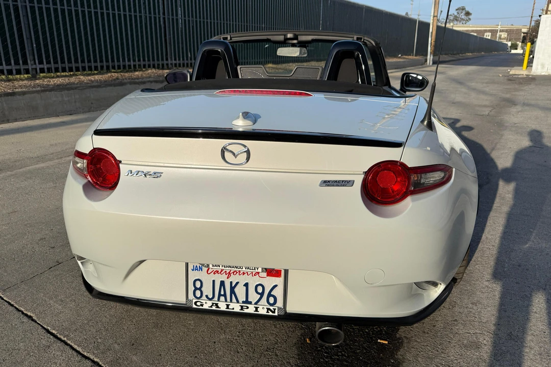2016 Mazda ND MX-5 Miata - Image 5 of 31