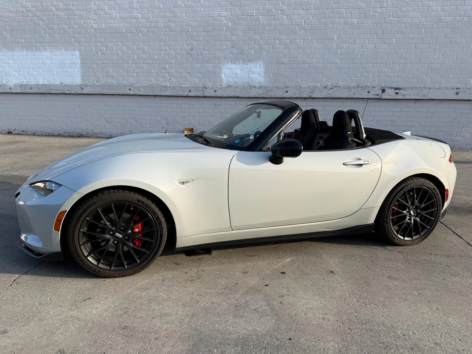 2016 Mazda ND MX-5 Miata - Image 9 of 31