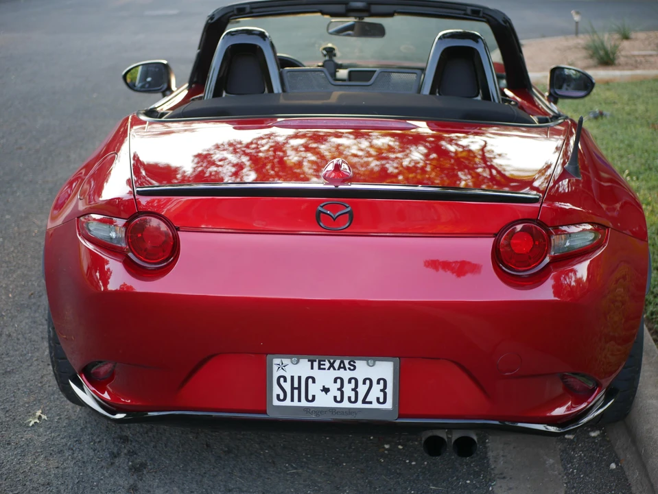 2016 Mazda ND MX-5 Miata - Image 19 of 31