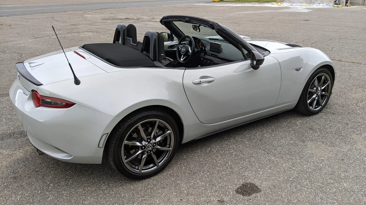 2016 Mazda ND MX-5 Miata - Image 21 of 31