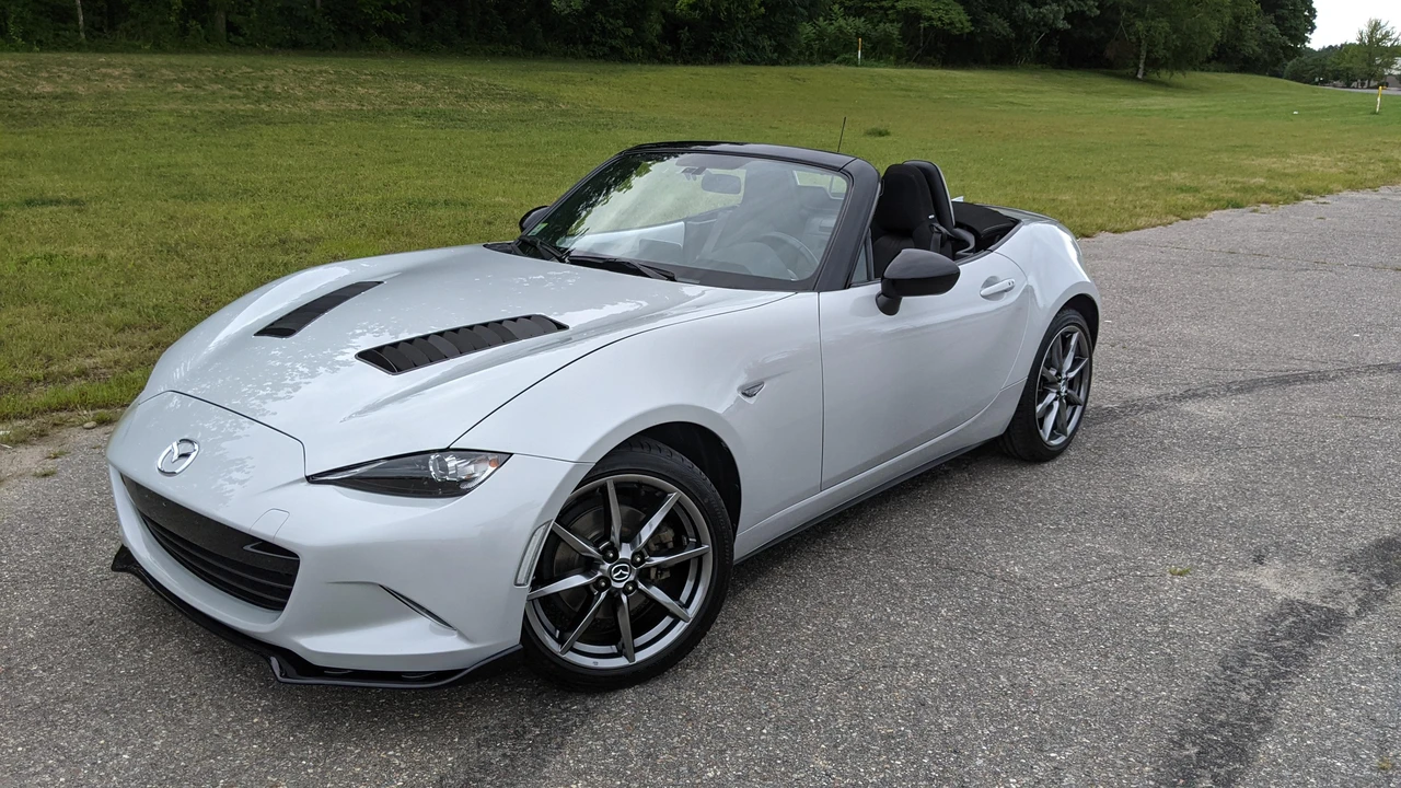 2016 Mazda ND MX-5 Miata - Image 9 of 31