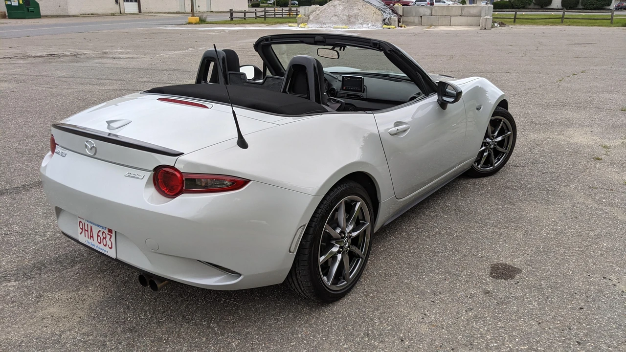 2016 Mazda ND MX-5 Miata - Image 20 of 31