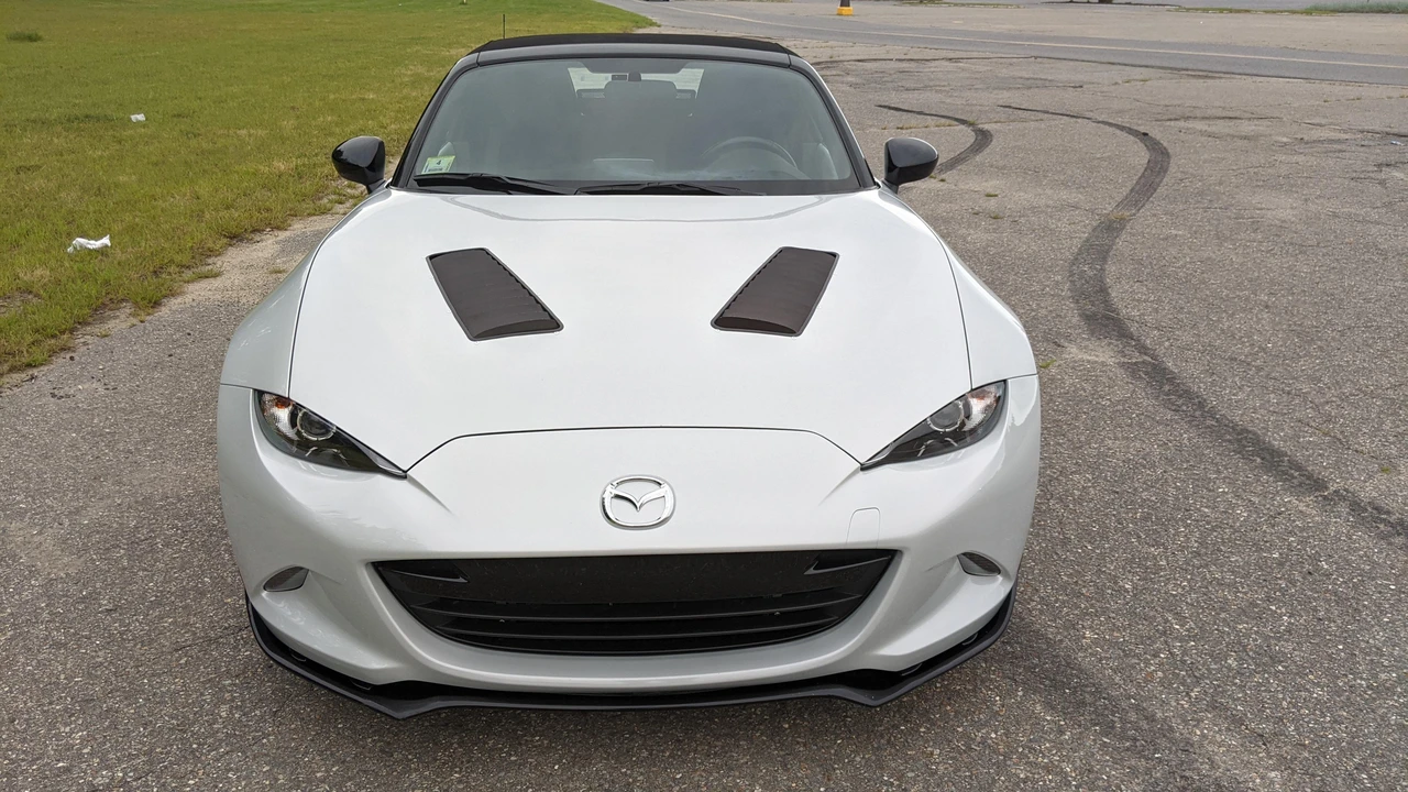 2016 Mazda ND MX-5 Miata - Image 27 of 31
