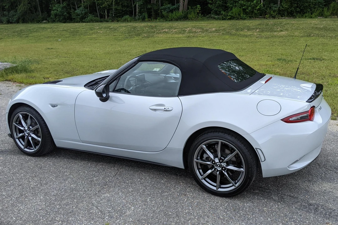 2016 Mazda ND MX-5 Miata - Image 4 of 31