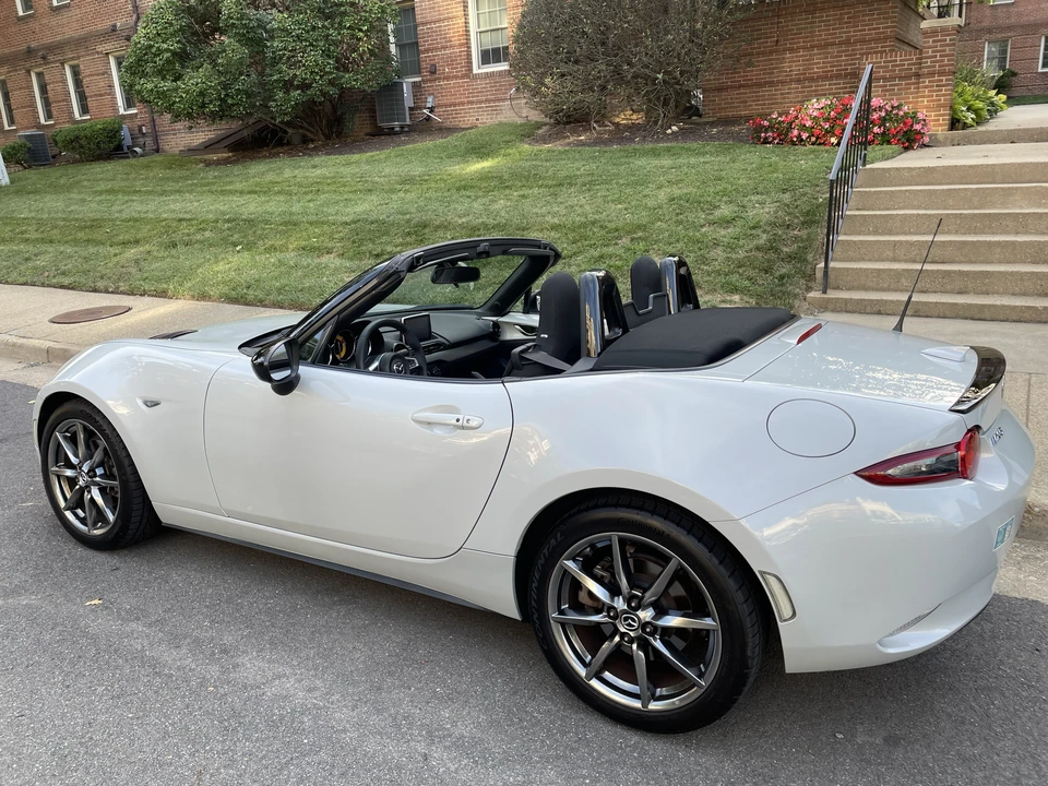 2016 Mazda ND MX-5 Miata - Image 9 of 31