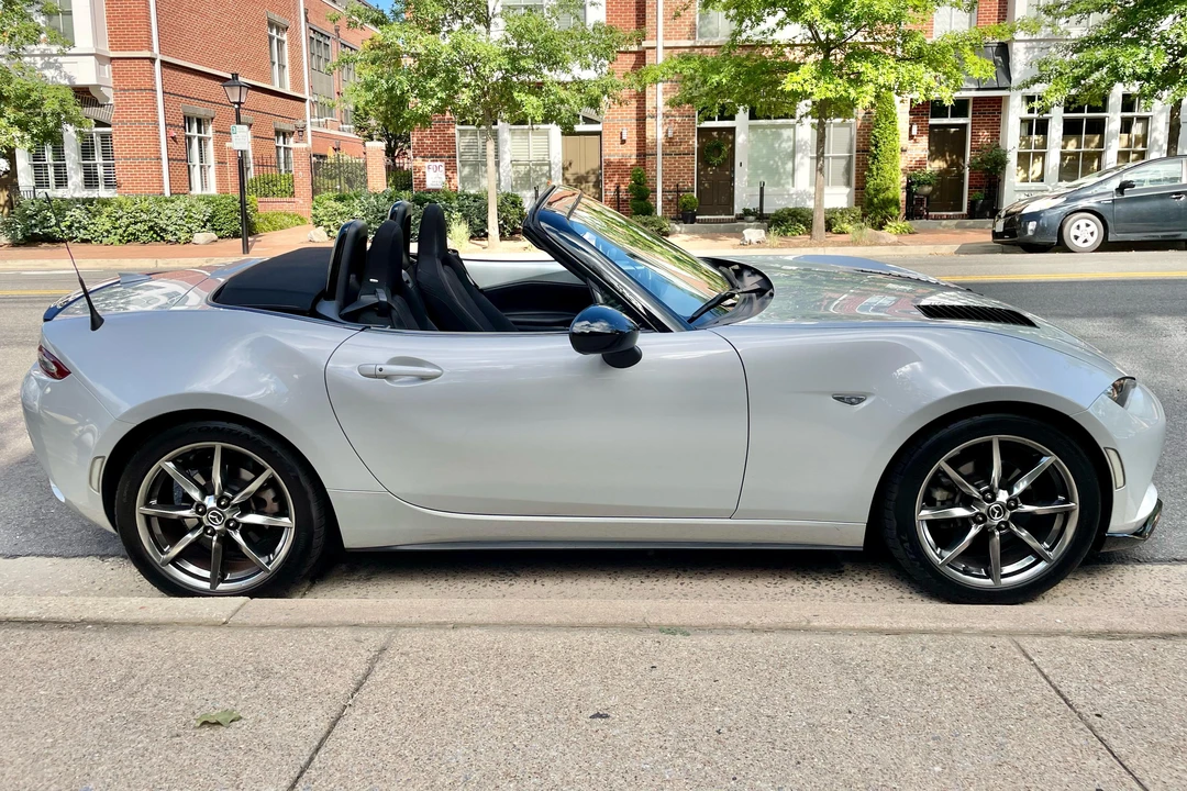 2016 Mazda ND MX-5 Miata - Image 3 of 31