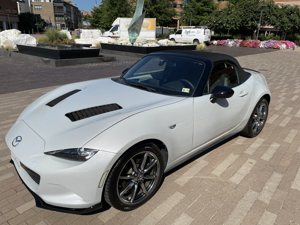 2016 Mazda ND MX-5 Miata - Image 18 of 31