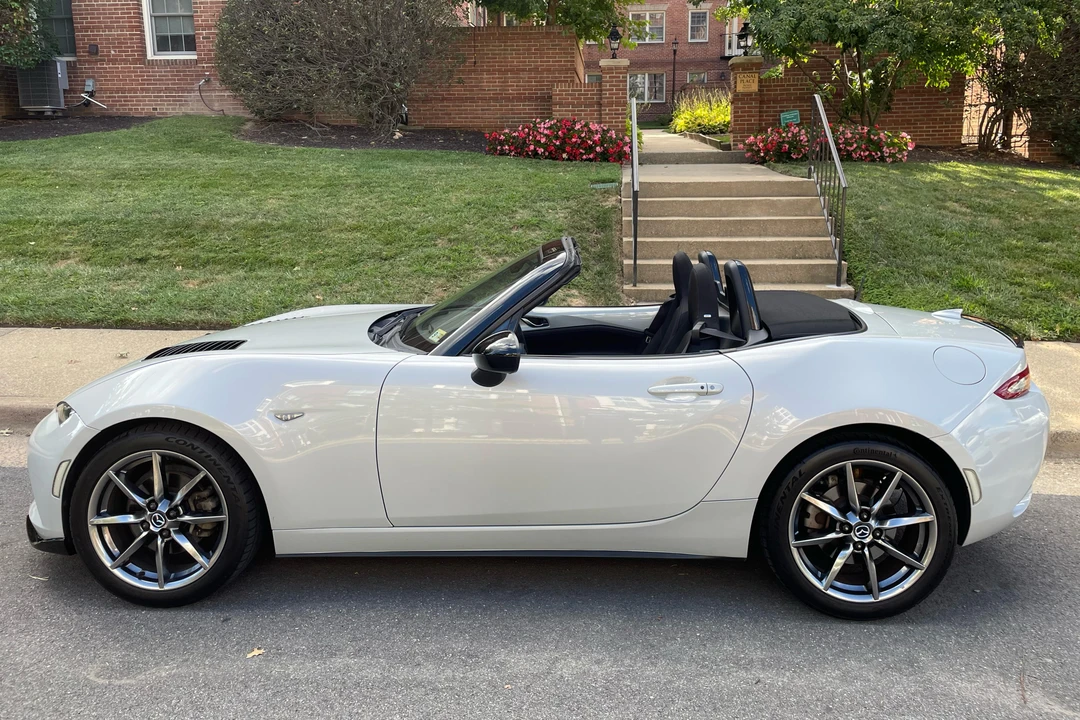 2016 Mazda ND MX-5 Miata - Image 8 of 31