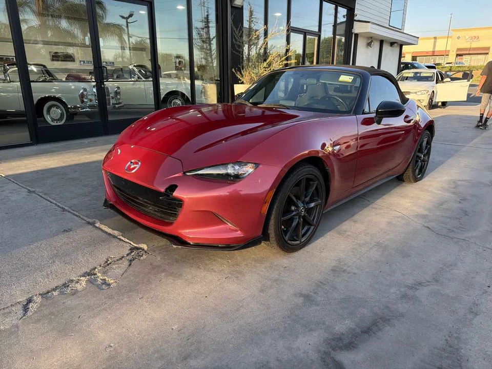 2016 Mazda ND MX-5 Miata - Image 4 of 7