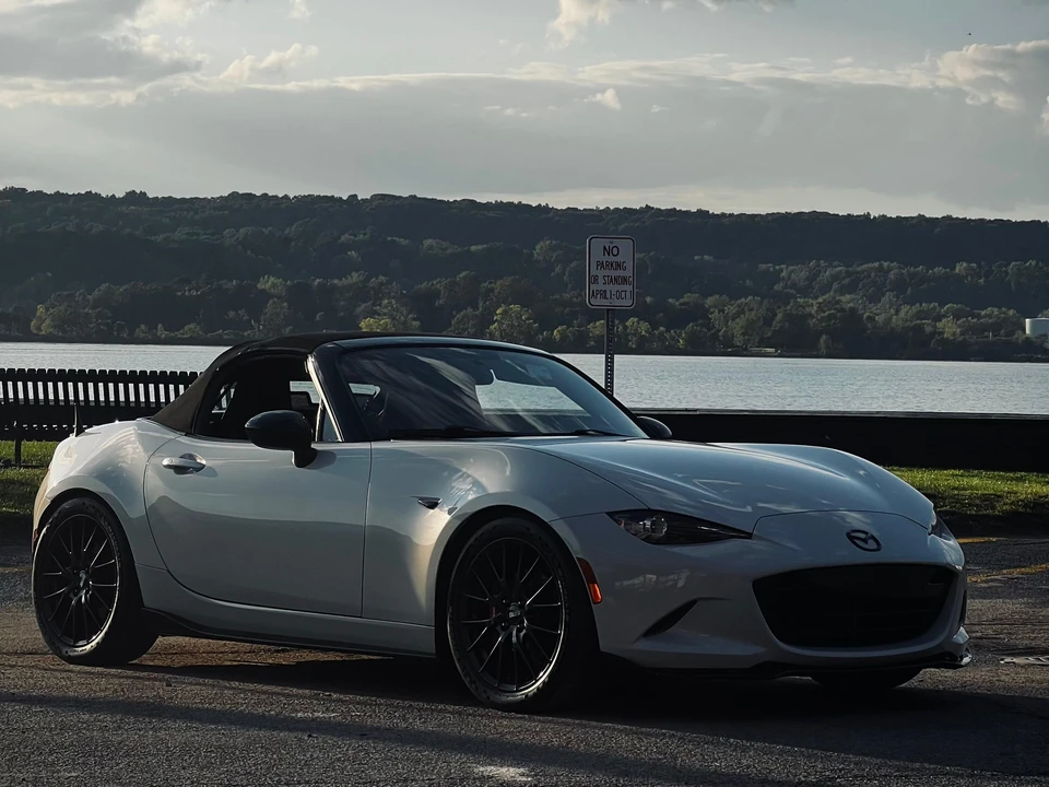 2016 Mazda ND MX-5 Miata - Image 24 of 31