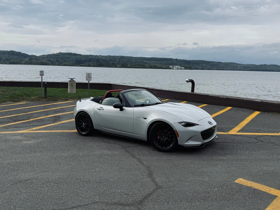 2016 Mazda ND MX-5 Miata - Image 16 of 31