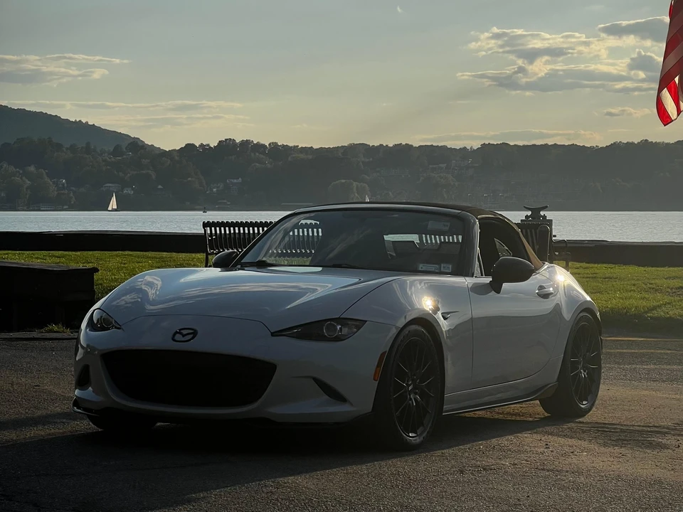 2016 Mazda ND MX-5 Miata - Image 18 of 31