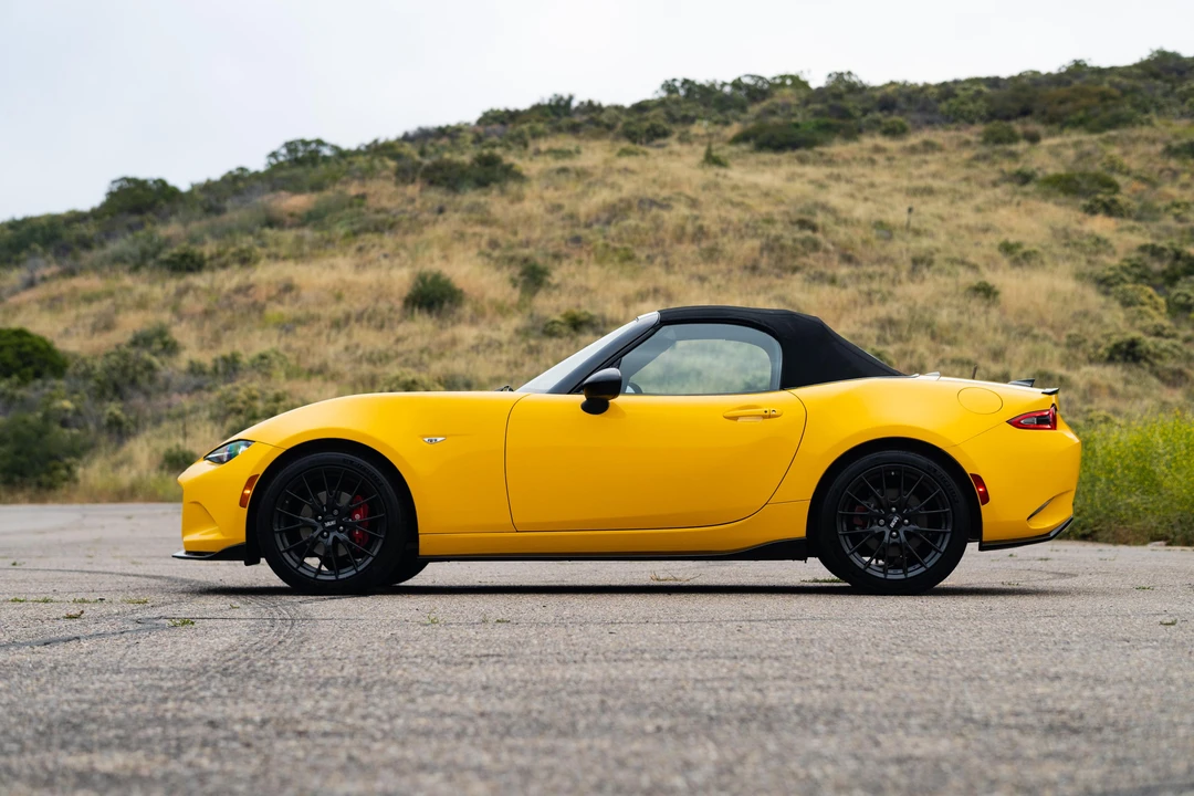 2016 Mazda ND MX-5 Miata - Image 26 of 31