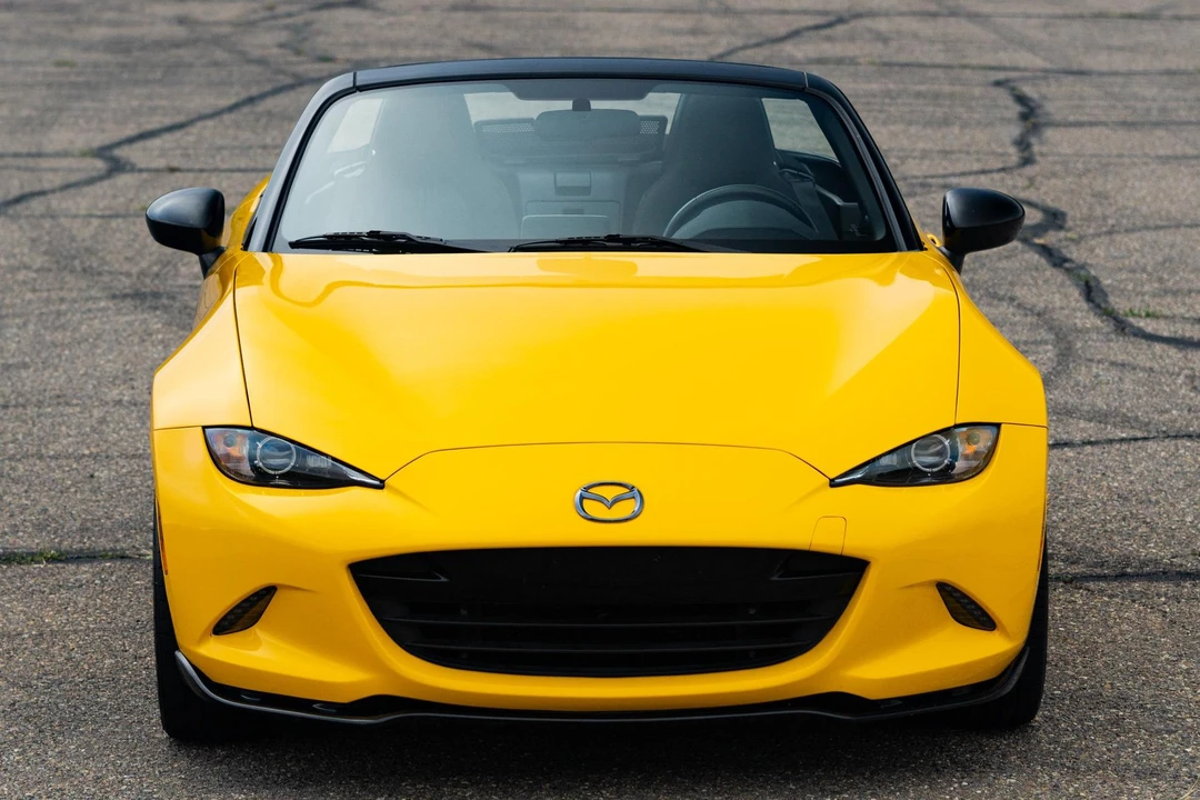 2016 Mazda ND MX-5 Miata - Image 2 of 31