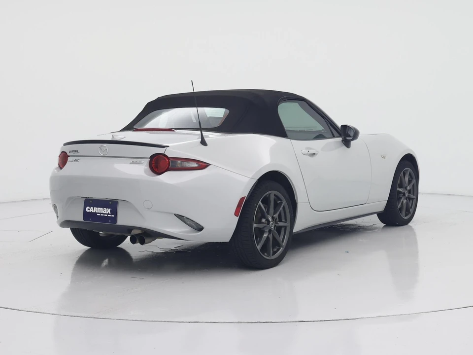 2016 Mazda ND MX-5 Miata - Image 9 of 23