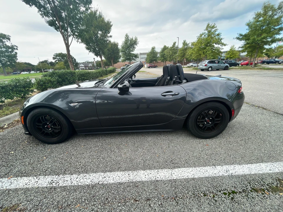 2016 Mazda ND MX-5 Miata - Image 13 of 31