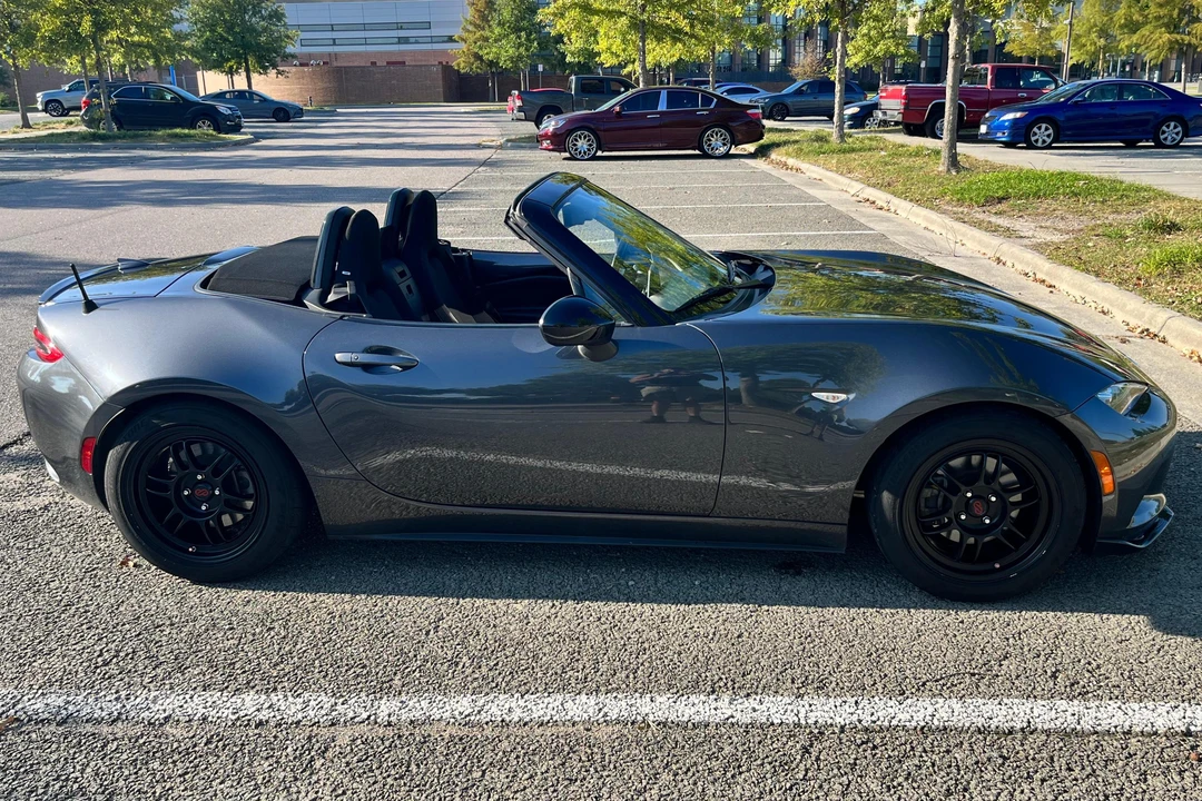 2016 Mazda ND MX-5 Miata - Image 3 of 31