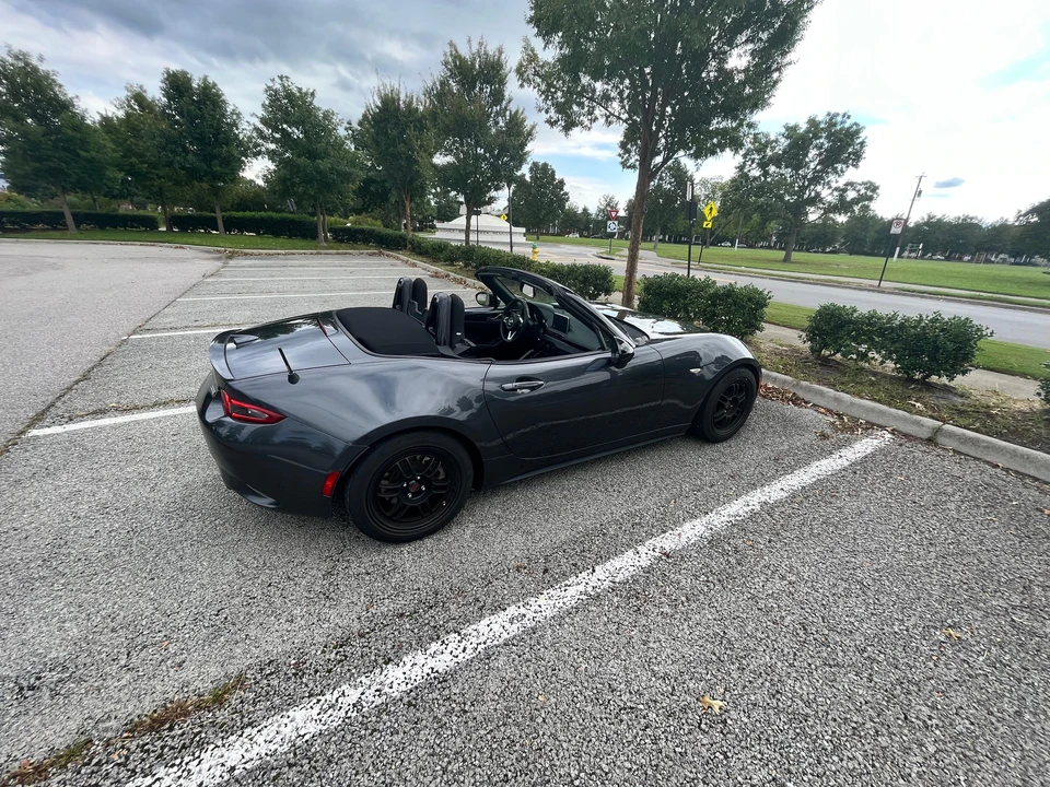 2016 Mazda ND MX-5 Miata - Image 25 of 31