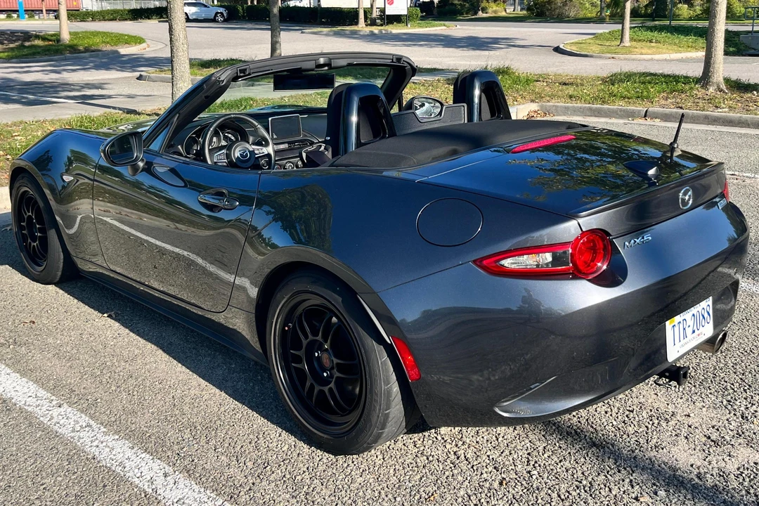2016 Mazda ND MX-5 Miata - Image 4 of 31