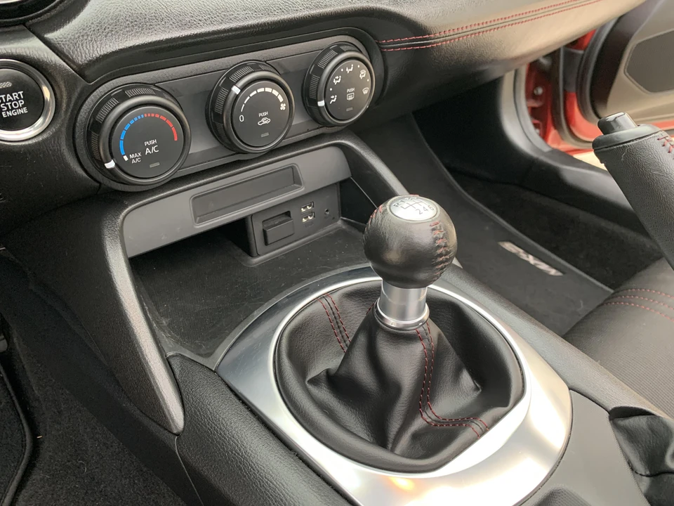 2016 Mazda ND MX-5 Miata - Image 28 of 31