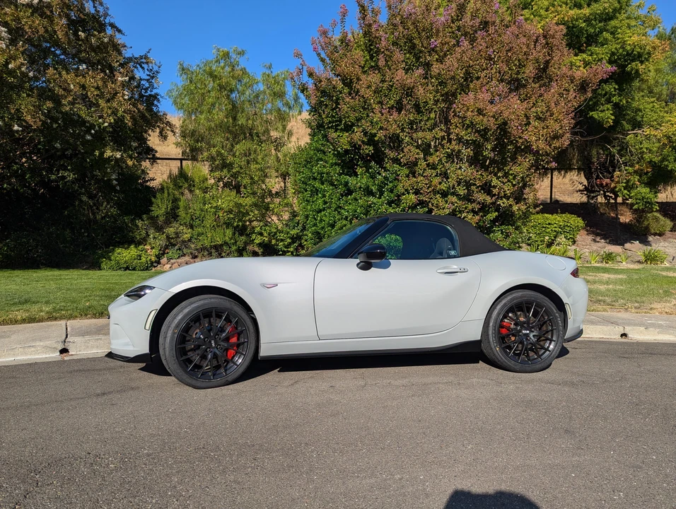 2016 Mazda ND MX-5 Miata - Image 14 of 31