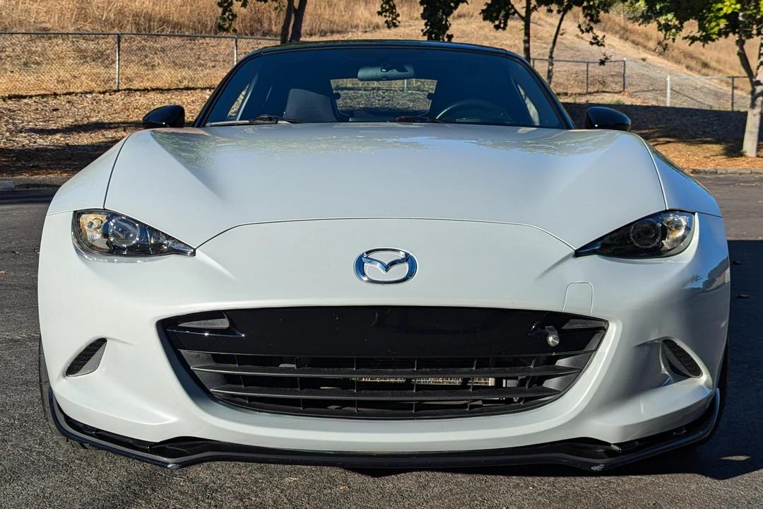 2016 Mazda ND MX-5 Miata - Image 2 of 31