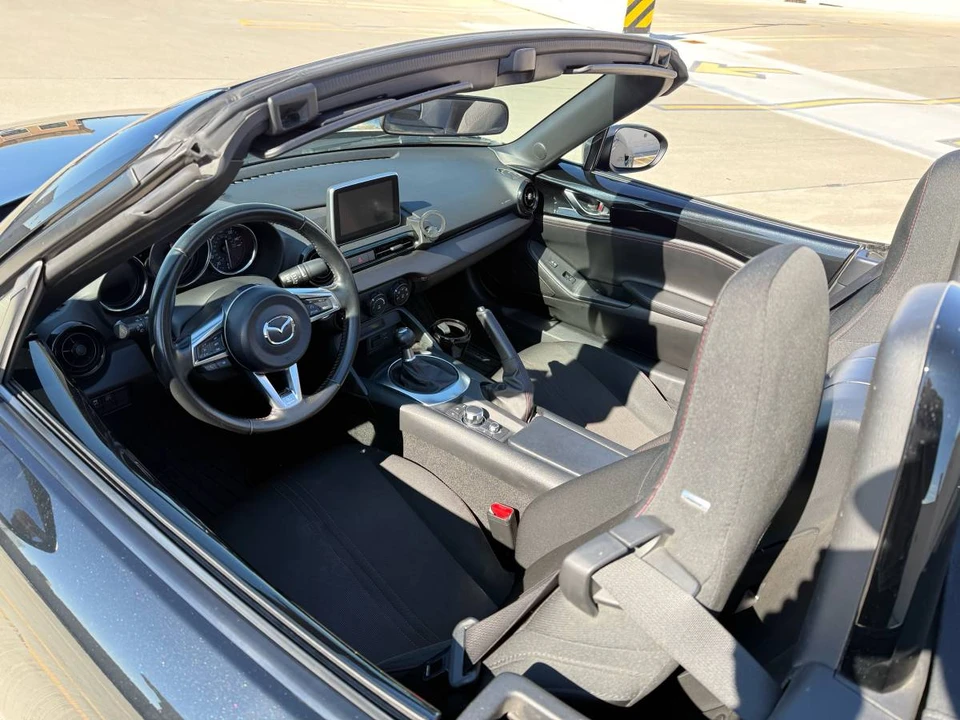 2016 Mazda ND MX-5 Miata - Image 9 of 20