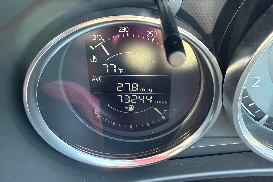 2016 Mazda ND MX-5 Miata - Image 27 of 31