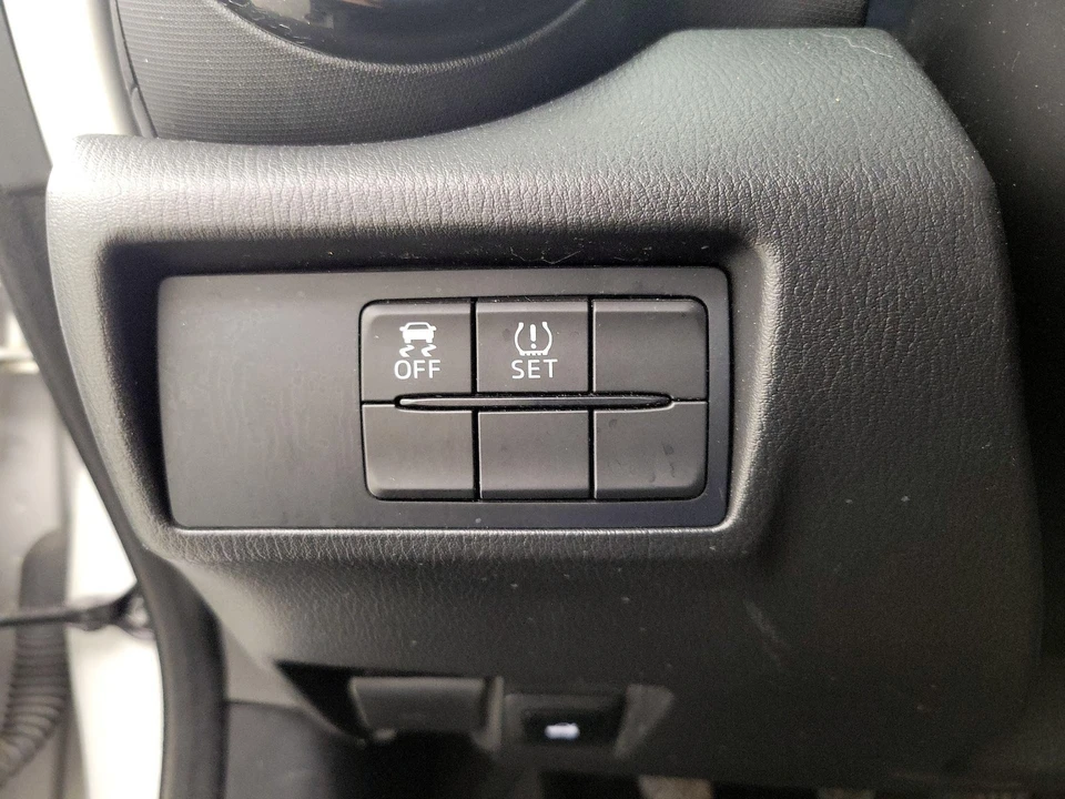 2016 Mazda ND MX-5 Miata - Image 14 of 24