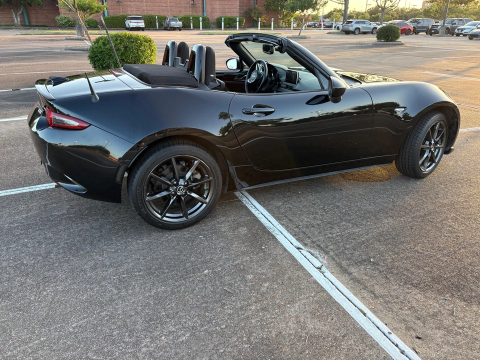2016 Mazda ND MX-5 Miata - Image 28 of 31