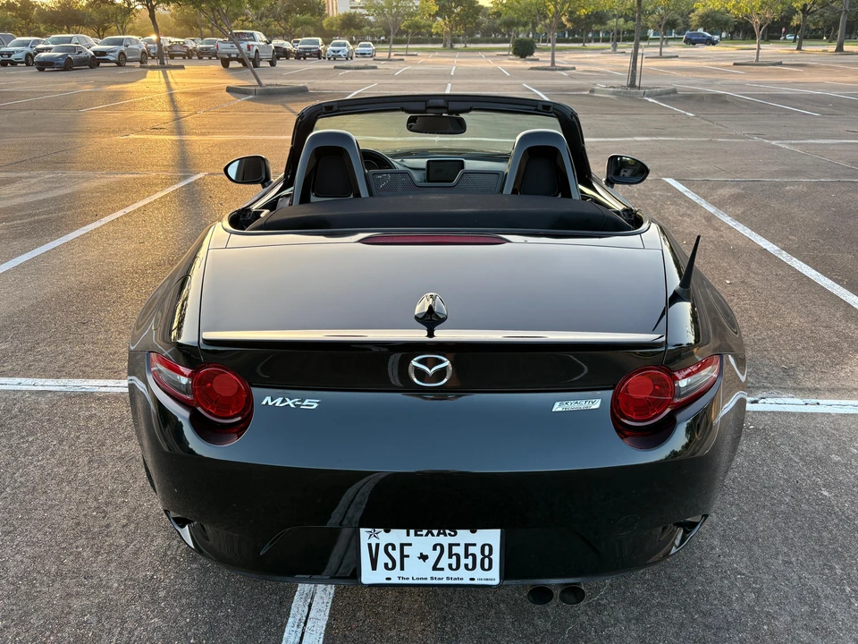2016 Mazda ND MX-5 Miata - Image 17 of 31