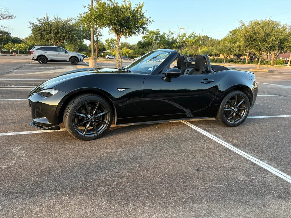 2016 Mazda ND MX-5 Miata - Image 11 of 31