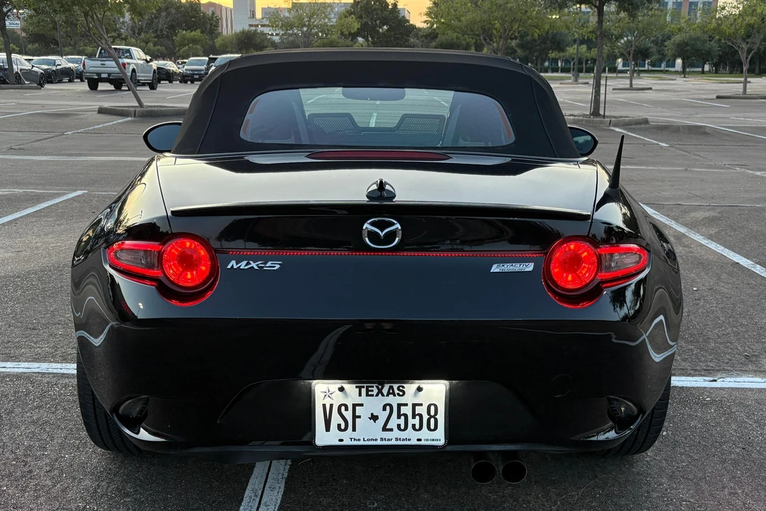 2016 Mazda ND MX-5 Miata - Image 5 of 31