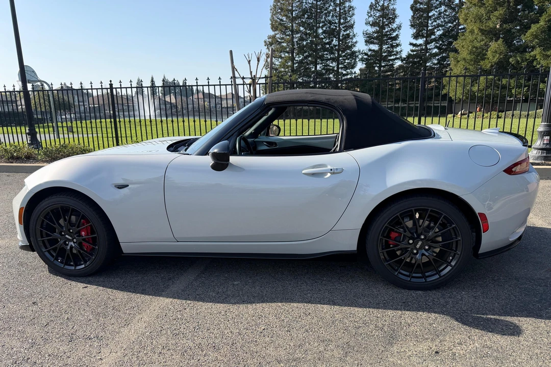 2016 Mazda ND MX-5 Miata - Image 3 of 31