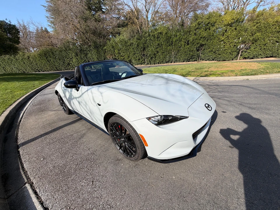 2016 Mazda ND MX-5 Miata - Image 15 of 31
