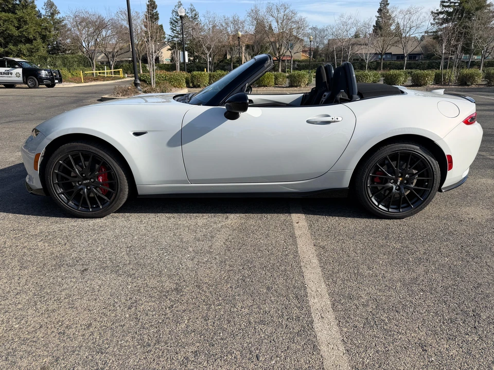 2016 Mazda ND MX-5 Miata - Image 7 of 31
