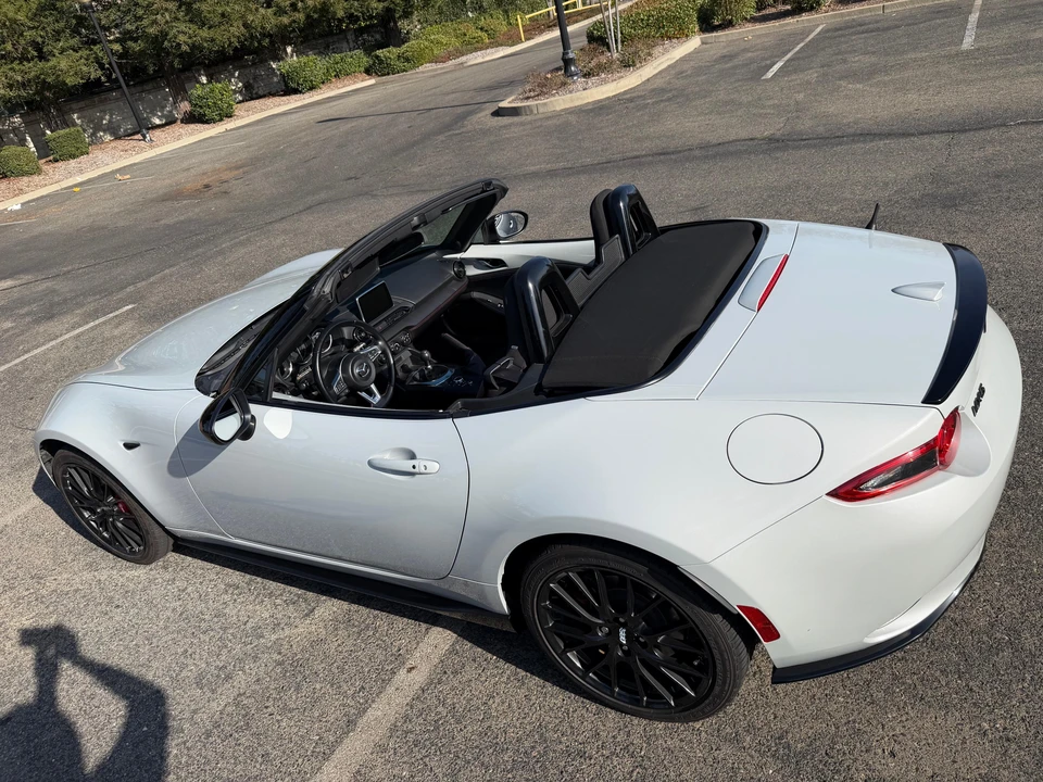 2016 Mazda ND MX-5 Miata - Image 9 of 31