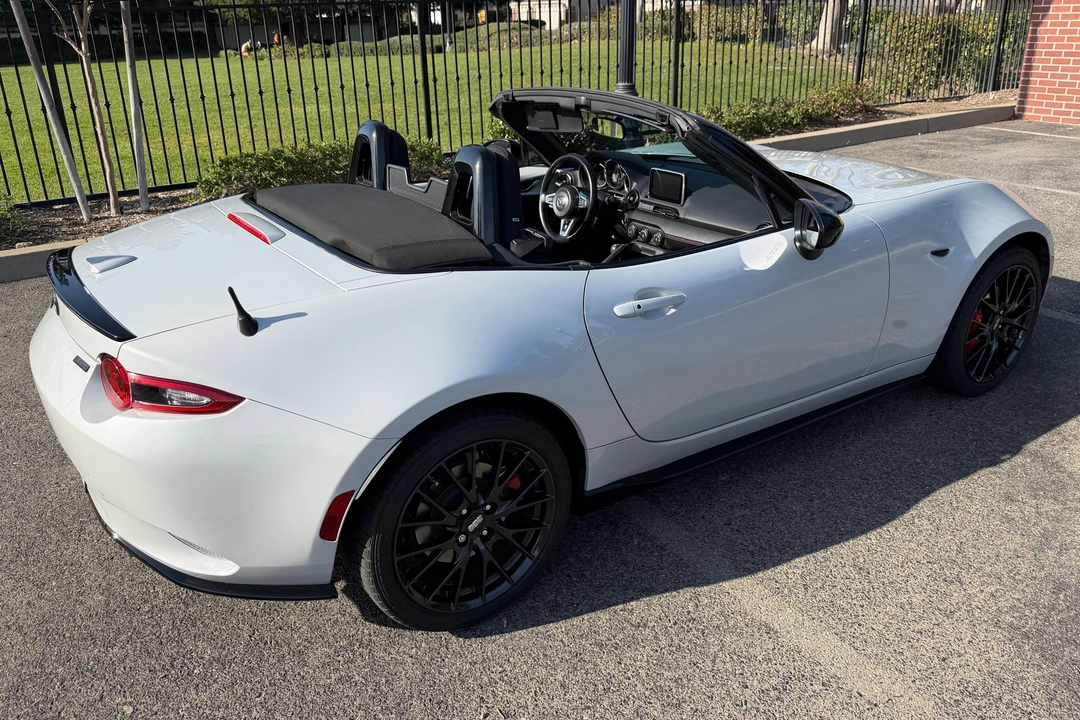 2016 Mazda ND MX-5 Miata - Image 4 of 31